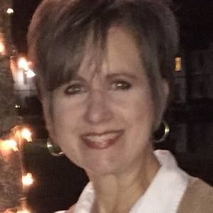 Meet your Posher, Suzanne